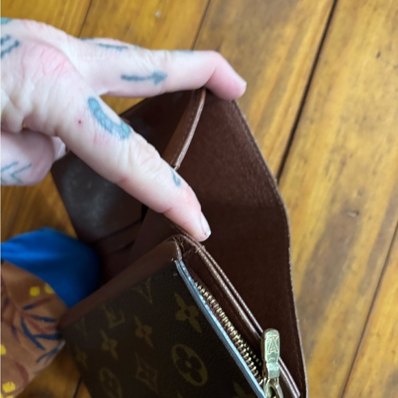 Louis Vuitton wallet - Picture 4 of 6